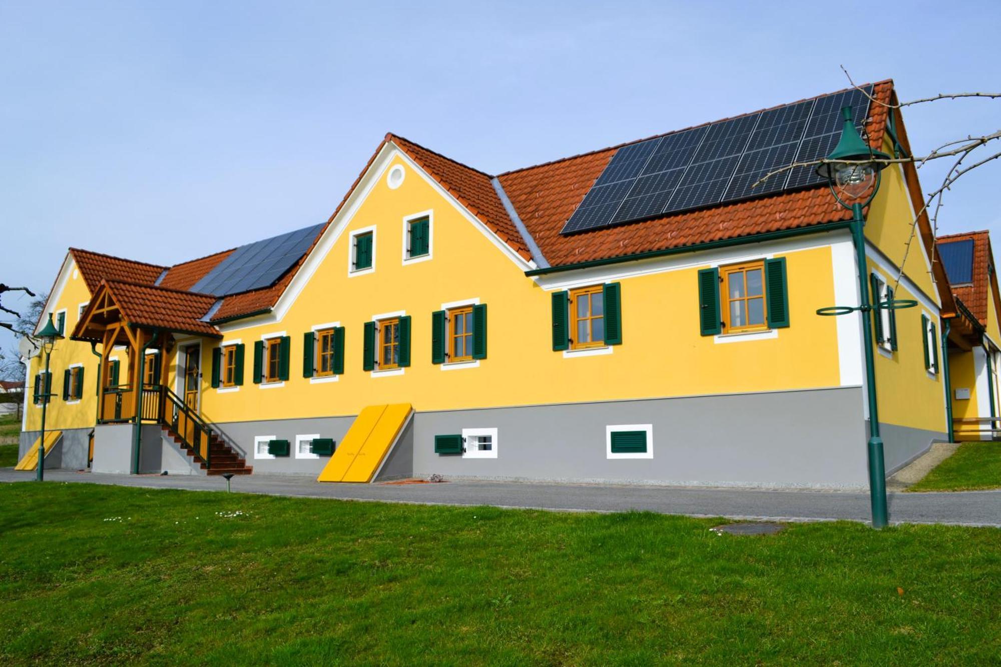 Apartment Weitblick Bad Waltersdorf Esterno foto