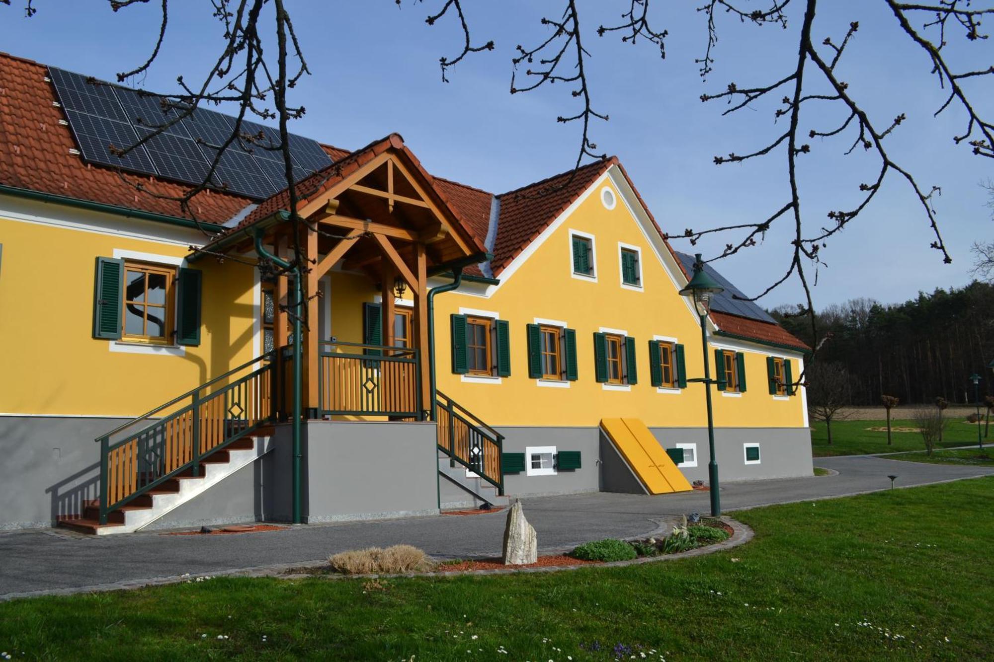 Apartment Weitblick Bad Waltersdorf Esterno foto